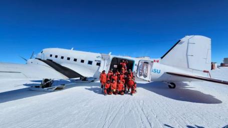 Ultimo gruppo in partenza da Concordia al termine della 39a campagna estiva - febbraio 2024